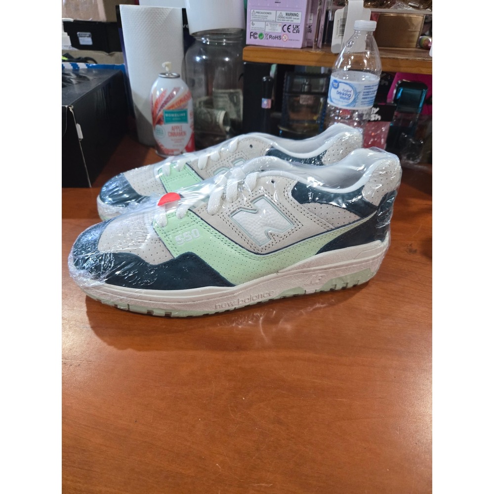 New Balance 550 Sea Salt Mint Green Mens 7.5 Womens 9 Sneakers BB550FLV